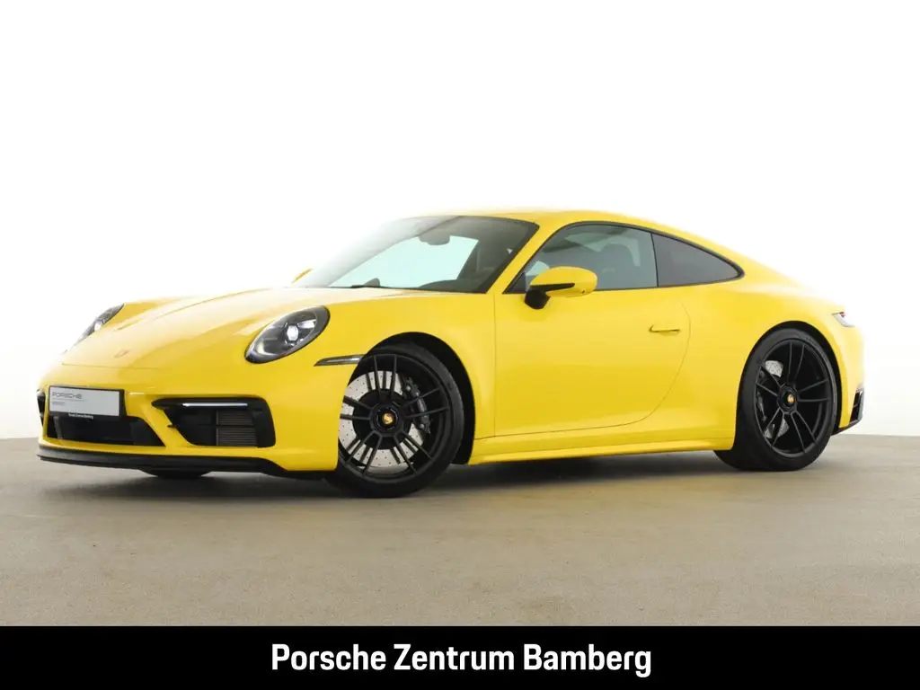 Photo 1 : Porsche 992 2023 Essence