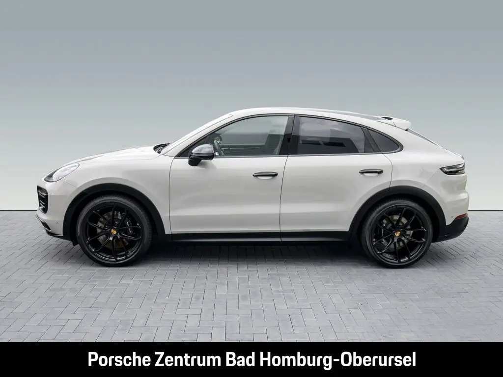 Photo 1 : Porsche Cayenne 2022 Essence