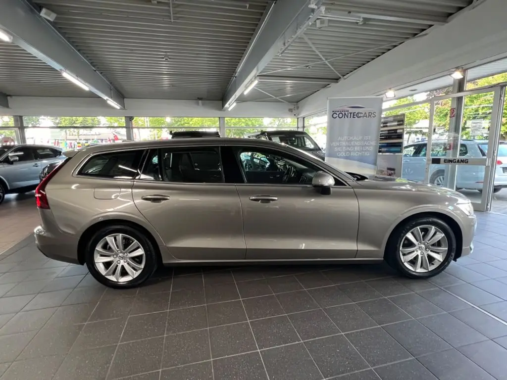 Photo 1 : Volvo V60 2020 Diesel