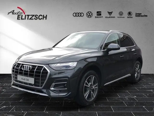 Photo 1 : Audi Q5 2023 Diesel