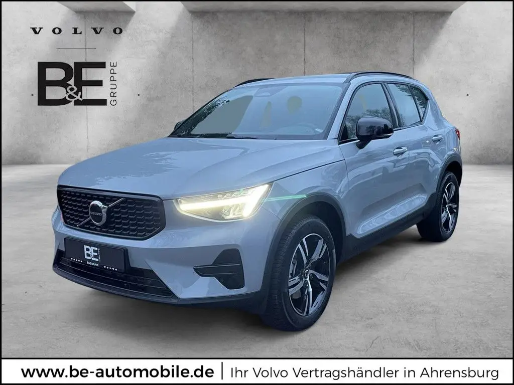 Photo 1 : Volvo Xc40 2024 Petrol