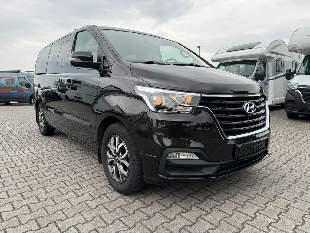 Photo 1 : Hyundai H-1 2019 Diesel