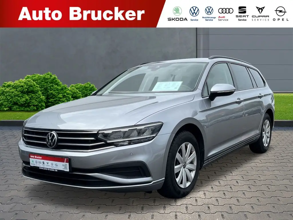 Photo 1 : Volkswagen Passat 2023 Diesel