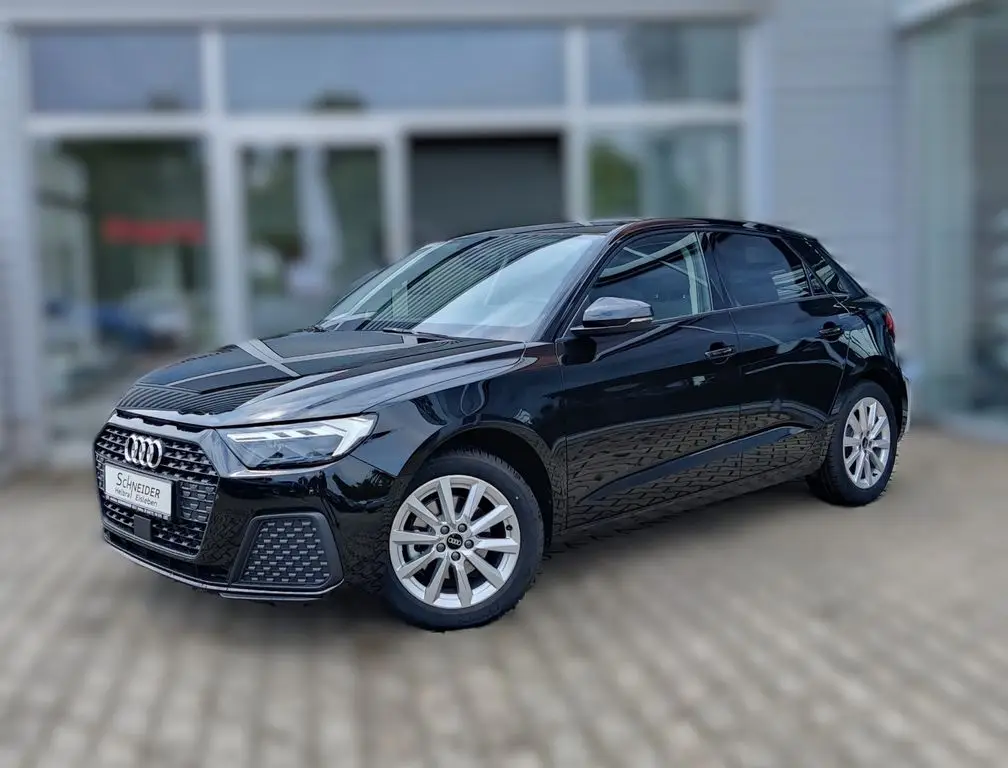 Photo 1 : Audi A1 2024 Petrol