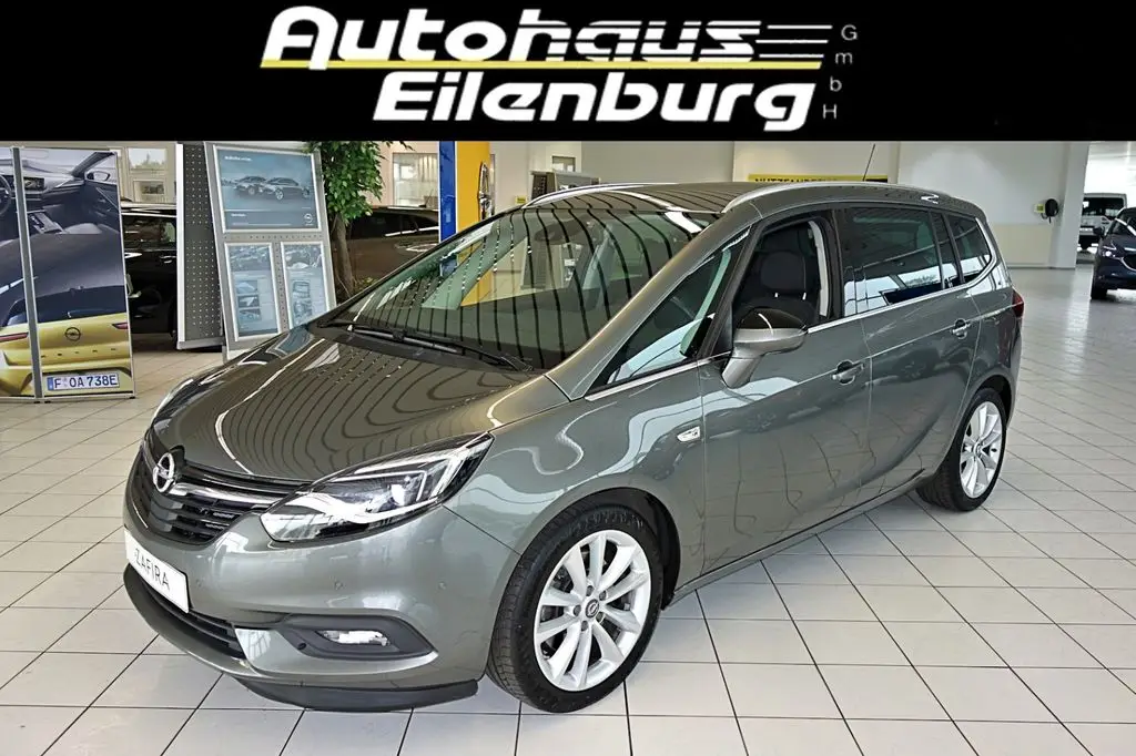 Photo 1 : Opel Zafira 2018 Essence