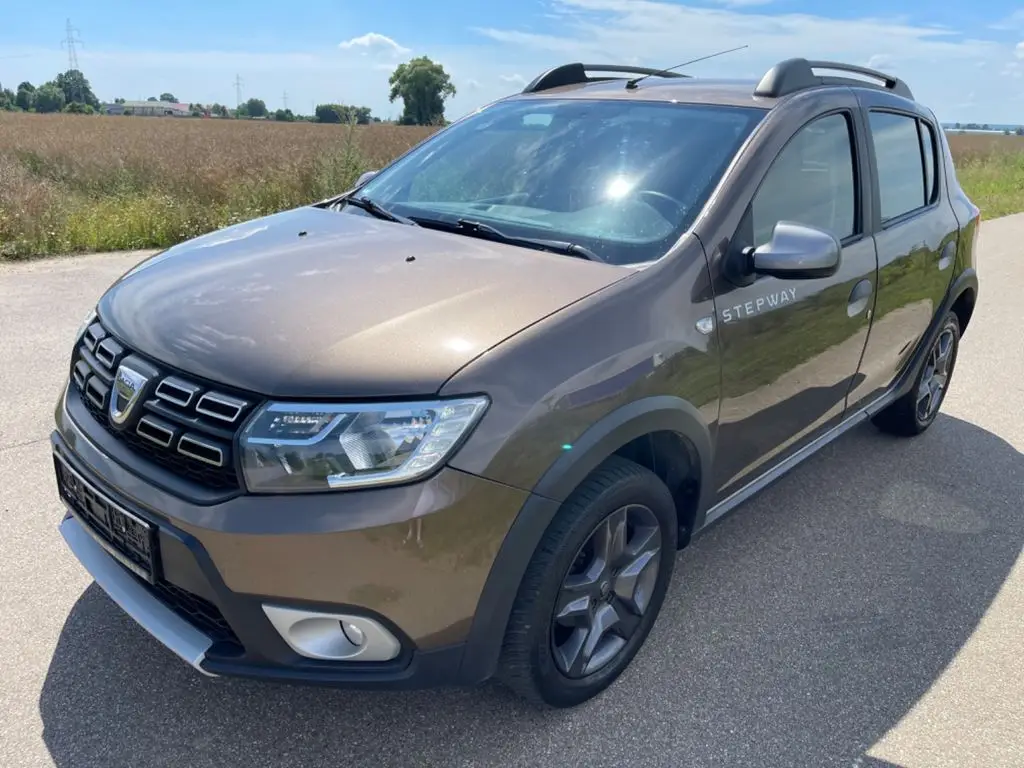 Photo 1 : Dacia Sandero 2018 Essence