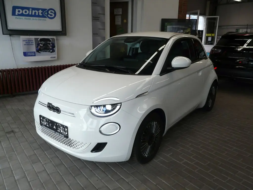 Photo 1 : Fiat 500 2022 Not specified