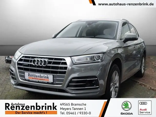 Photo 1 : Audi Q5 2021 Hybride