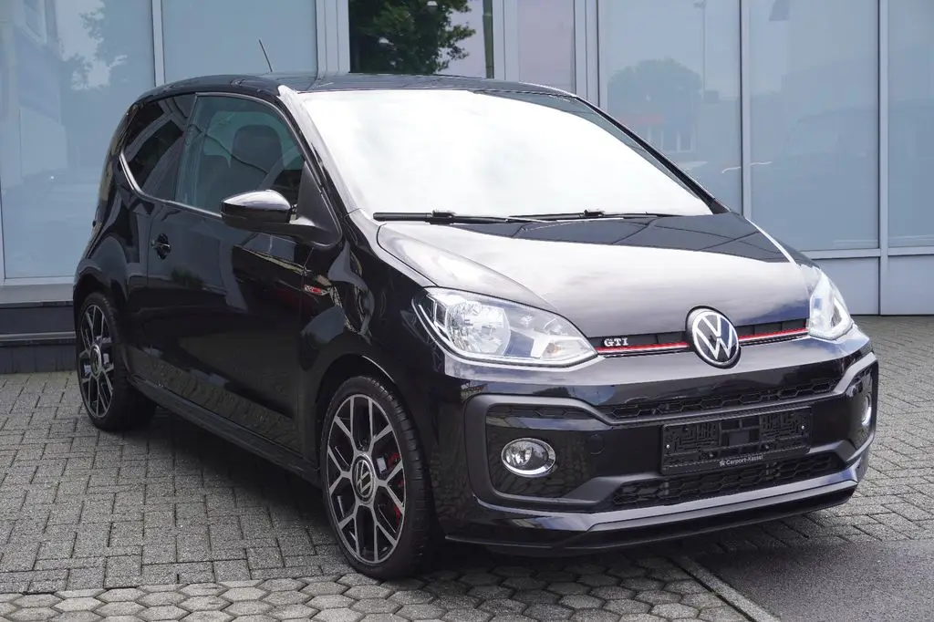 Photo 1 : Volkswagen Up! 2022 Petrol