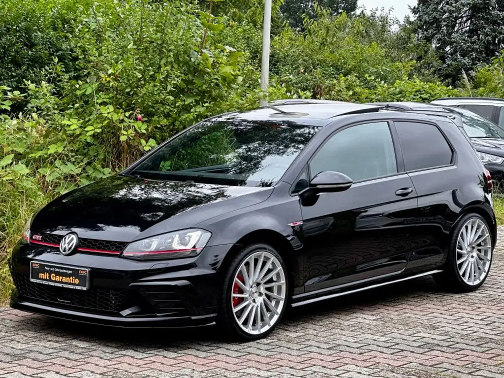 Photo 1 : Volkswagen Golf 2016 Essence