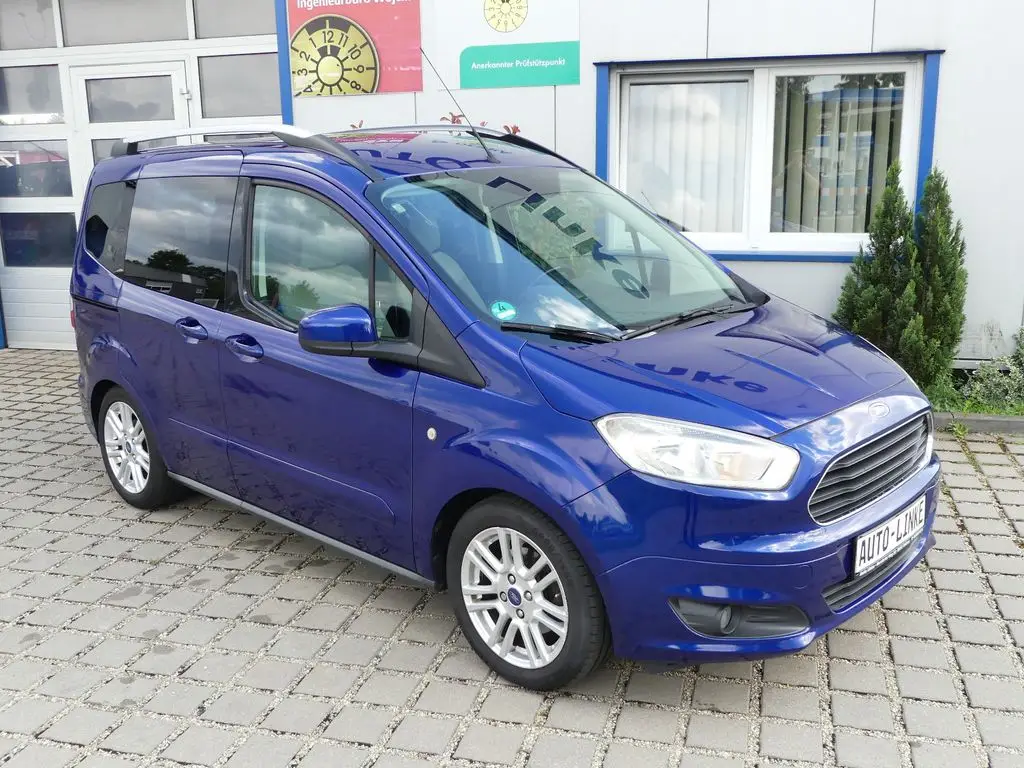 Photo 1 : Ford Tourneo 2015 Essence