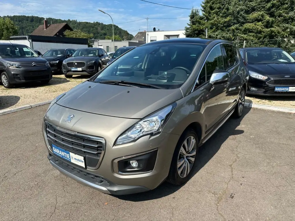 Photo 1 : Peugeot 3008 2015 Petrol