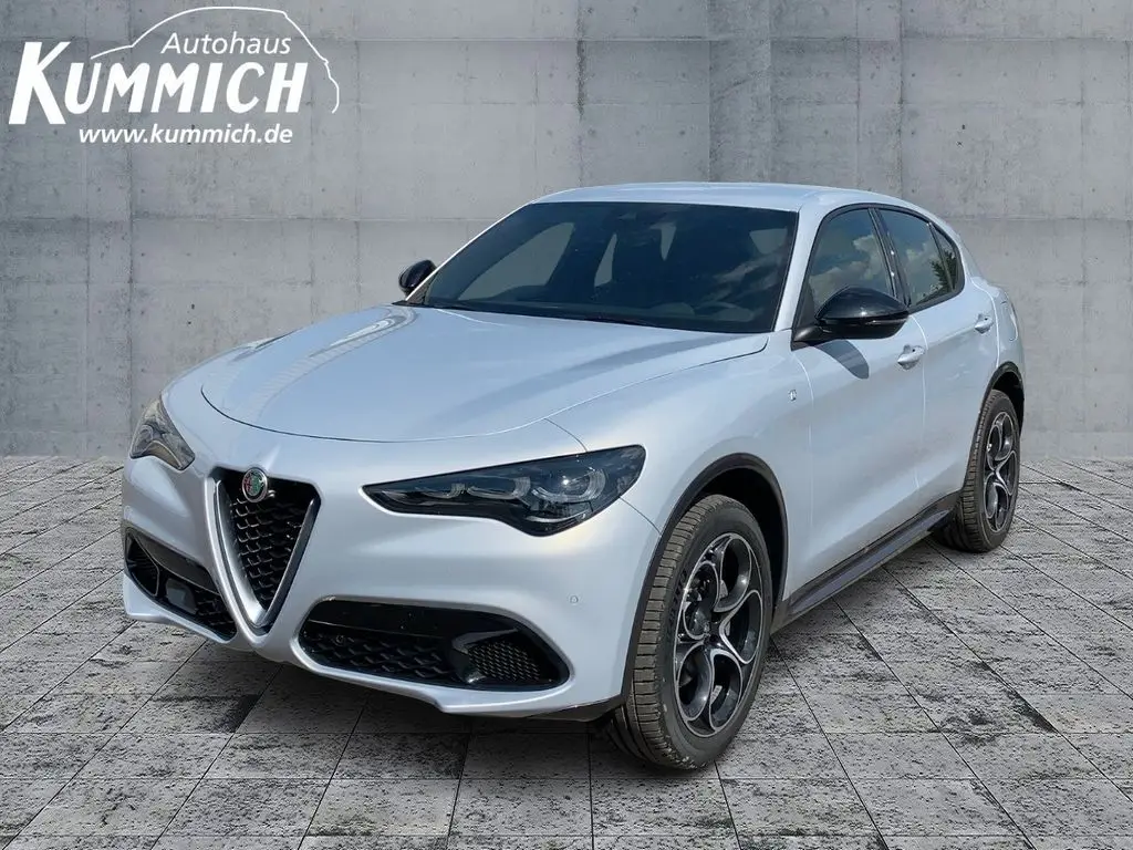 Photo 1 : Alfa Romeo Stelvio 2023 Petrol