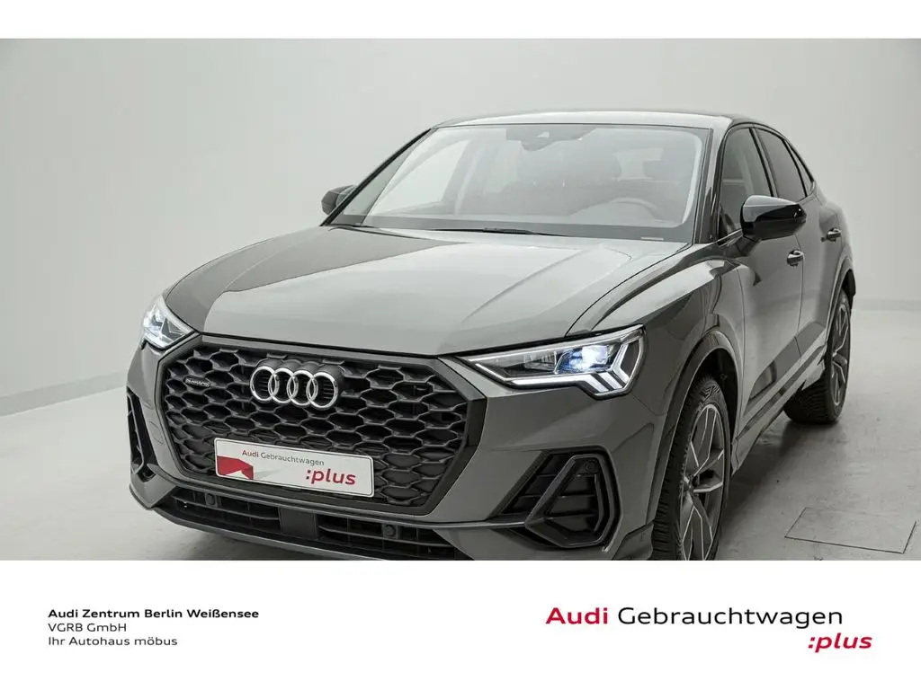 Photo 1 : Audi Q3 2020 Essence