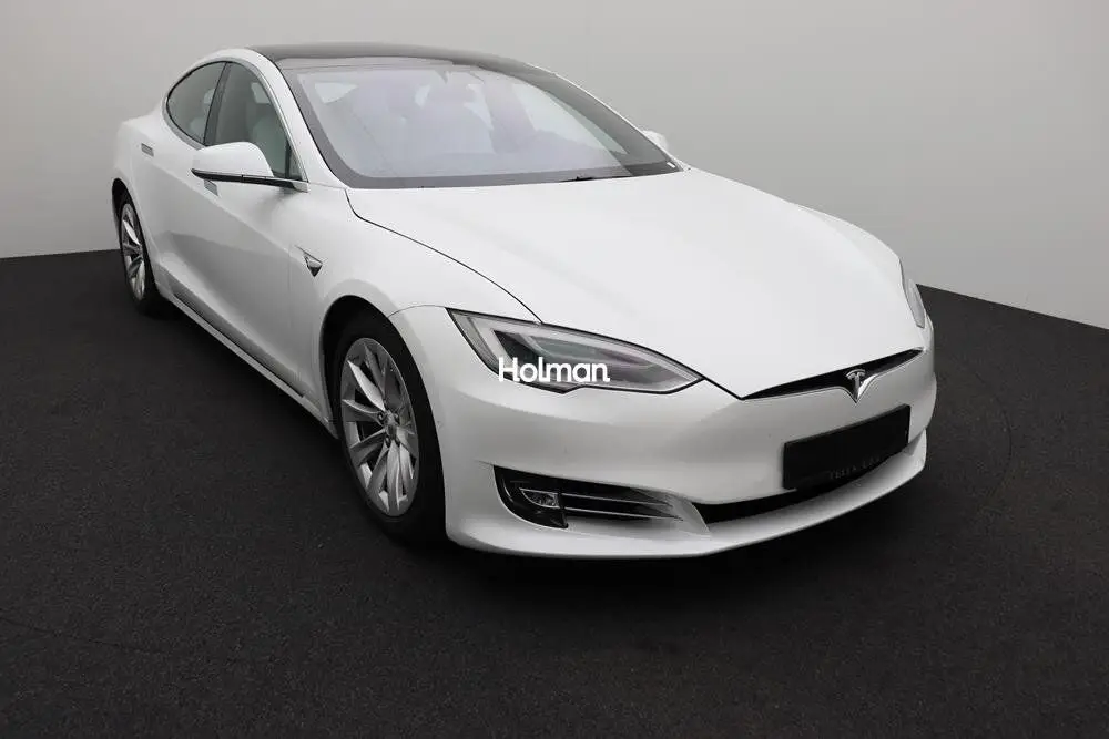 Photo 1 : Tesla Model S 2020 Non renseigné