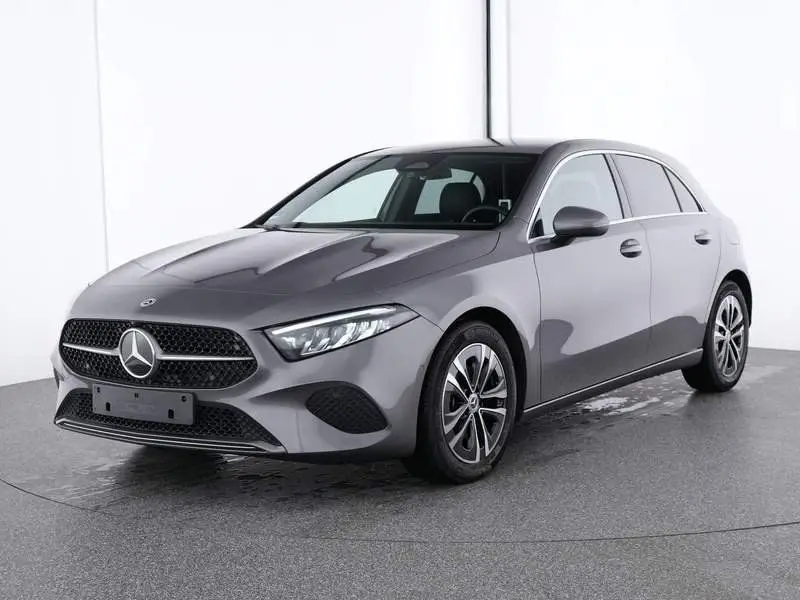 Photo 1 : Mercedes-benz Classe A 2023 Essence