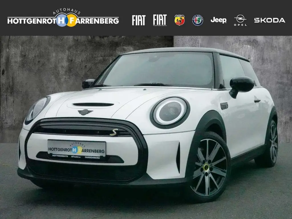 Photo 1 : Mini Cooper 2023 Non renseigné