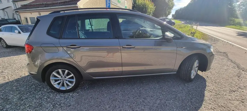 Photo 1 : Volkswagen Golf 2015 Petrol