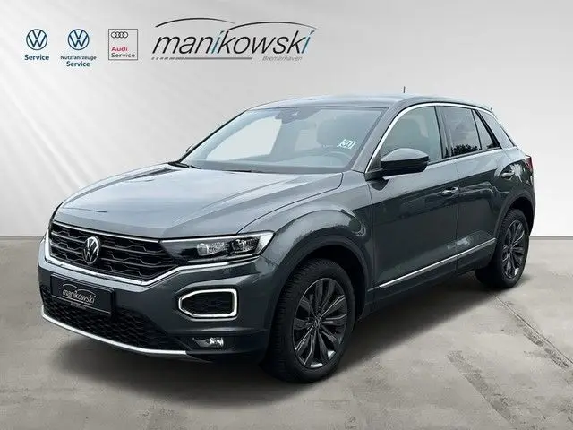 Photo 1 : Volkswagen T-roc 2021 Essence