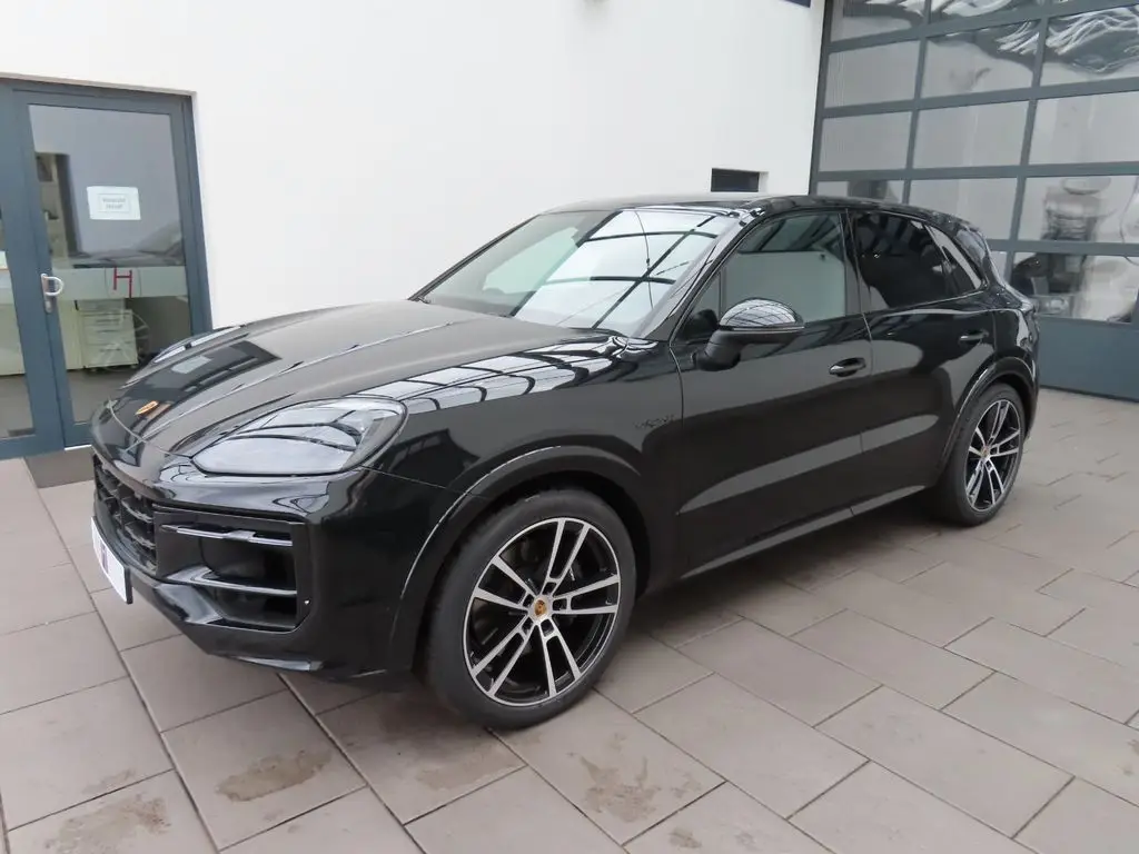 Photo 1 : Porsche Cayenne 2024 Hybrid