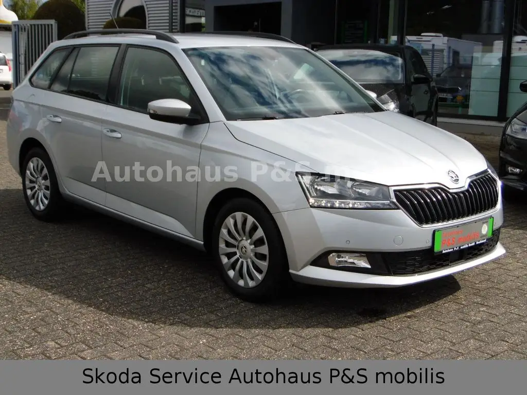 Photo 1 : Skoda Fabia 2021 Essence