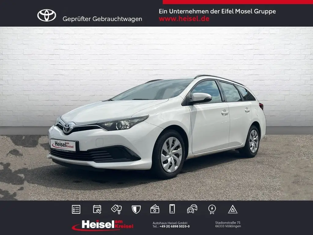 Photo 1 : Toyota Auris 2016 Petrol