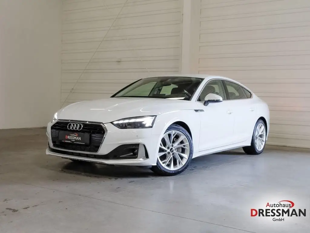 Photo 1 : Audi A5 2023 Petrol