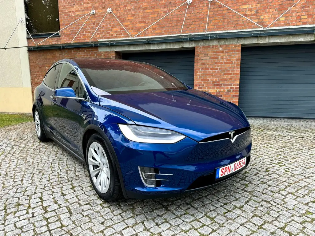 Photo 1 : Tesla Model X 2020 Not specified