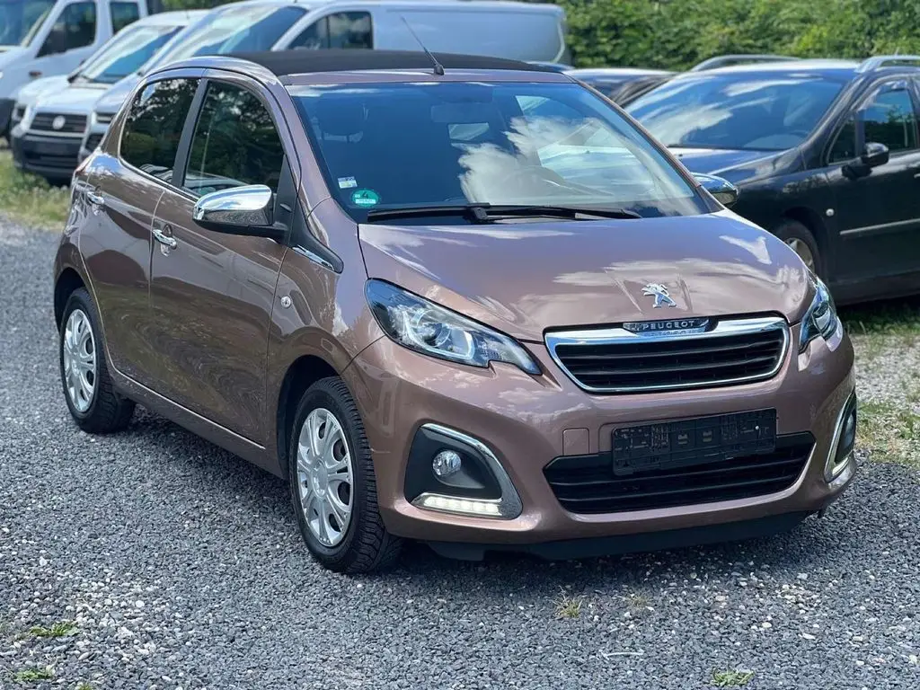 Photo 1 : Peugeot 108 2015 Petrol