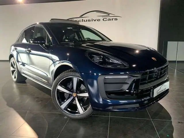 Photo 1 : Porsche Macan 2022 Essence