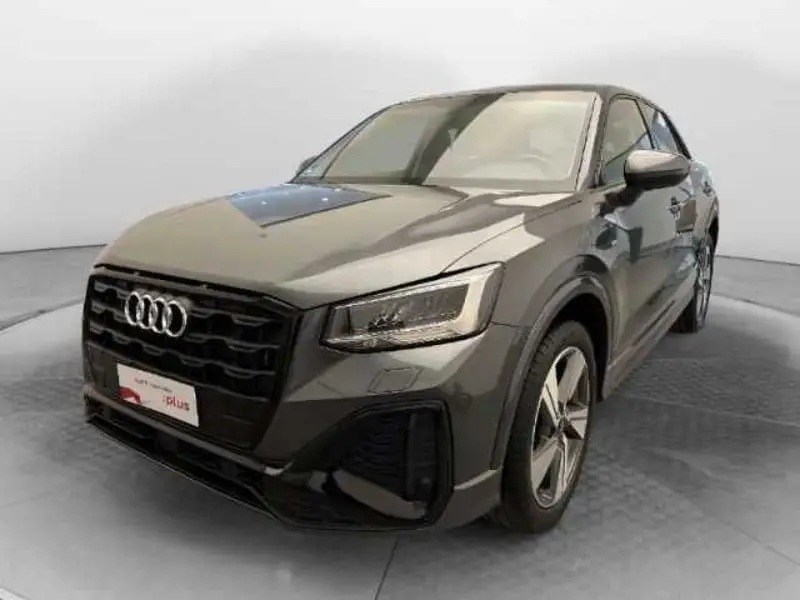 Photo 1 : Audi Q2 2022 Diesel