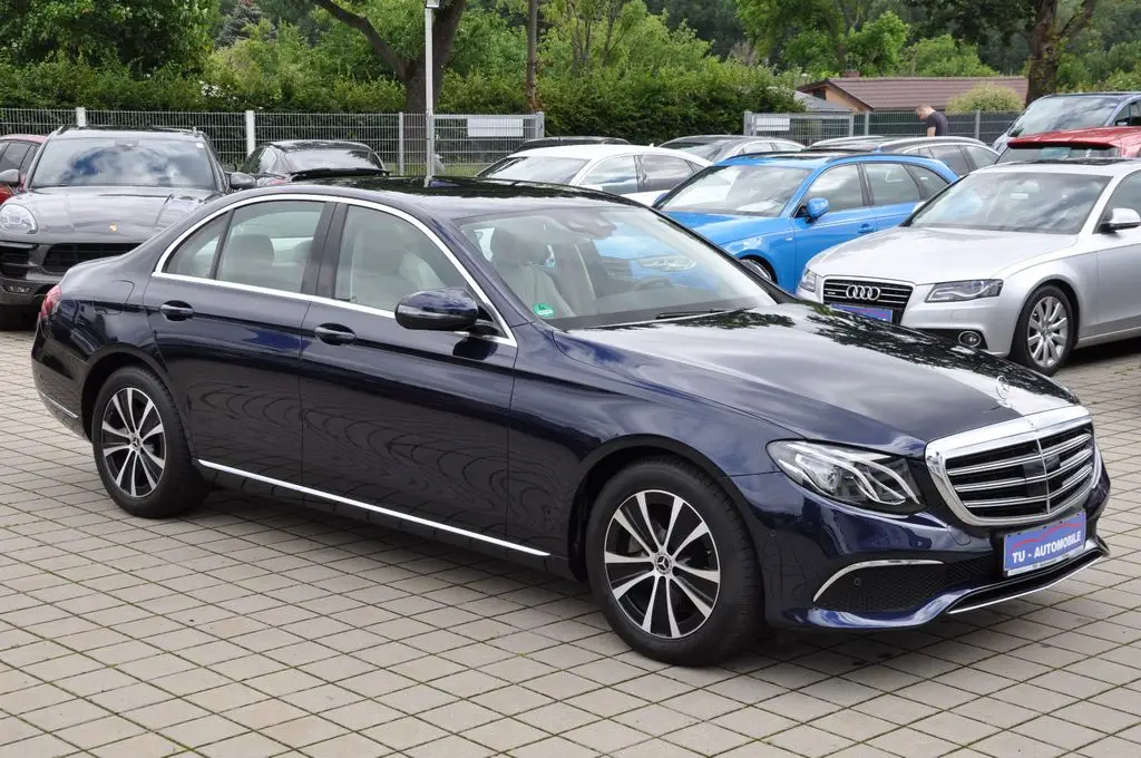 Photo 1 : Mercedes-benz Classe E 2019 Petrol