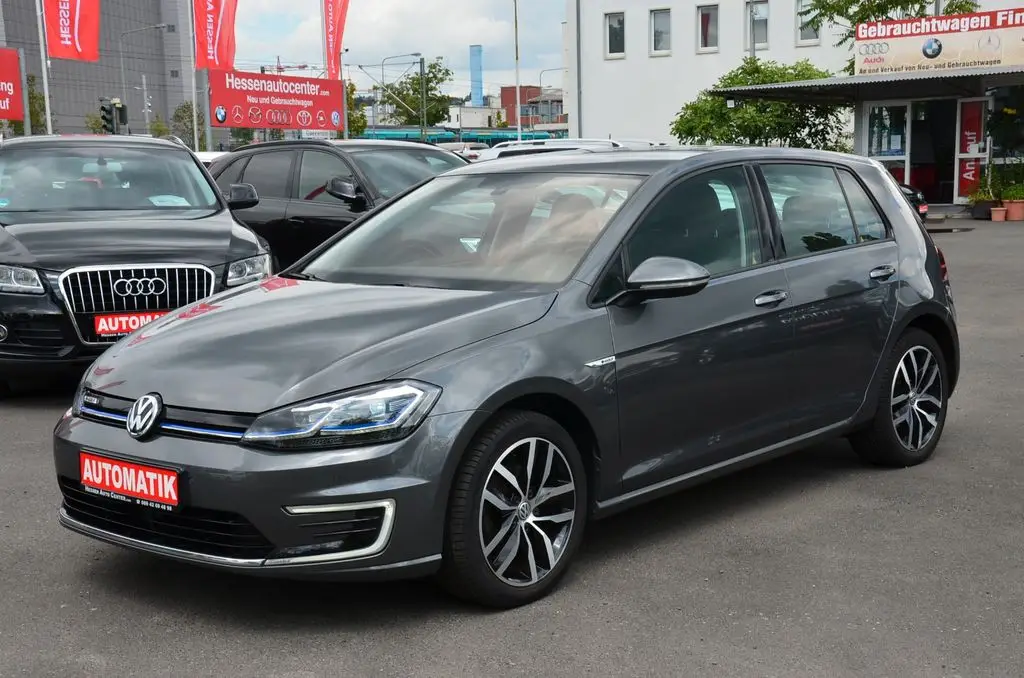 Photo 1 : Volkswagen Golf 2019 Non renseigné