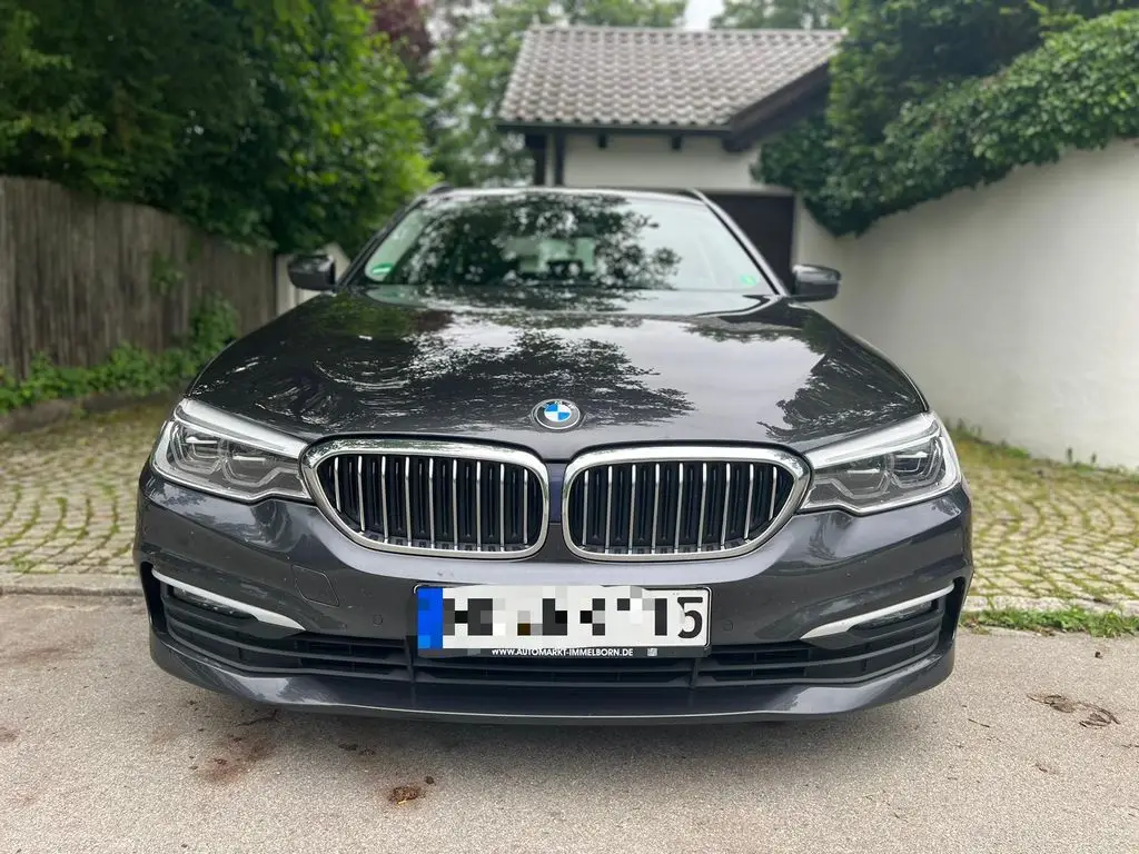 Photo 1 : Bmw Serie 5 2019 Diesel