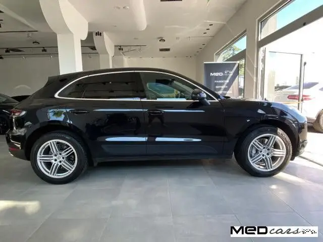 Photo 1 : Porsche Macan 2018 Petrol