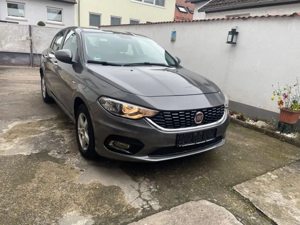 Photo 1 : Fiat Tipo 2017 Diesel