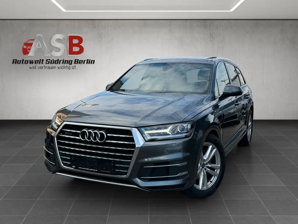 Photo 1 : Audi Q7 2016 Diesel