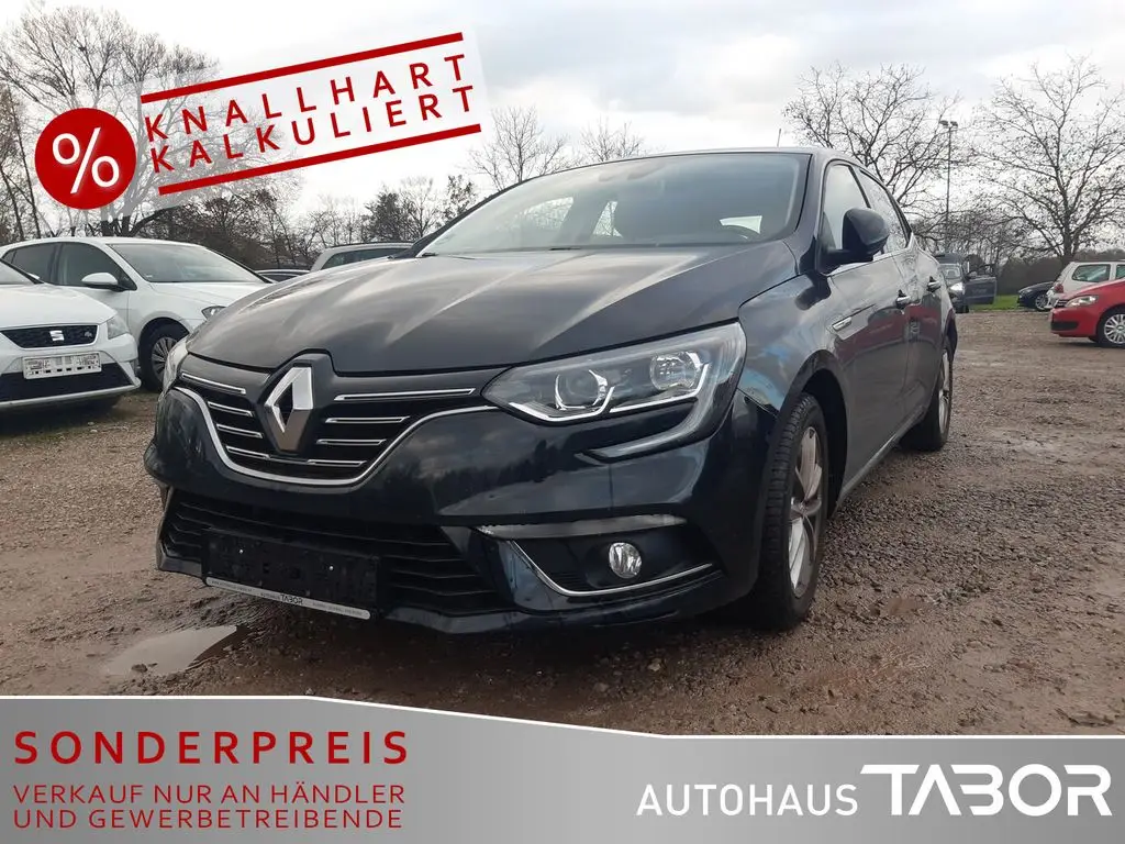 Photo 1 : Renault Megane 2017 Petrol