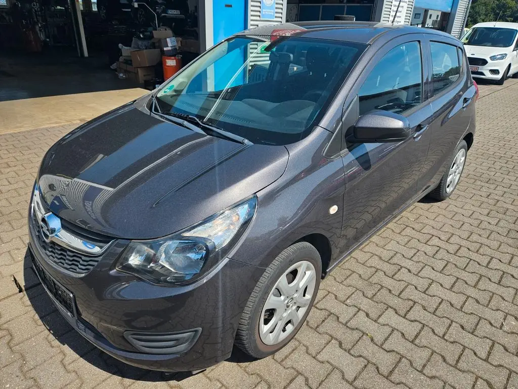 Photo 1 : Opel Karl 2016 Essence