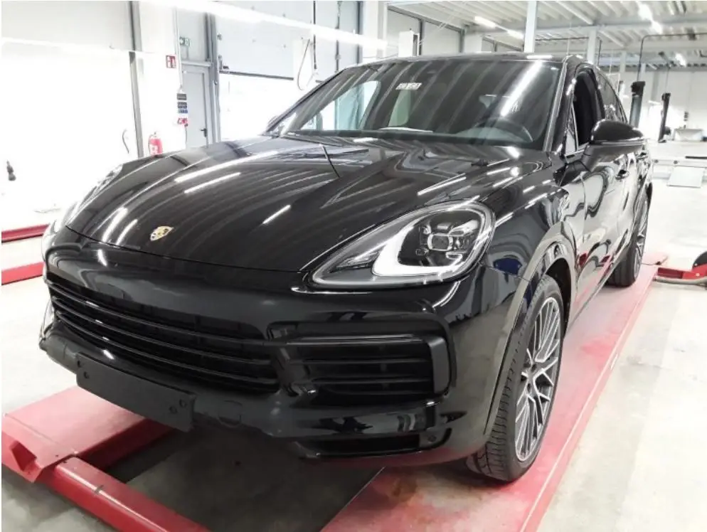 Photo 1 : Porsche Cayenne 2022 Essence