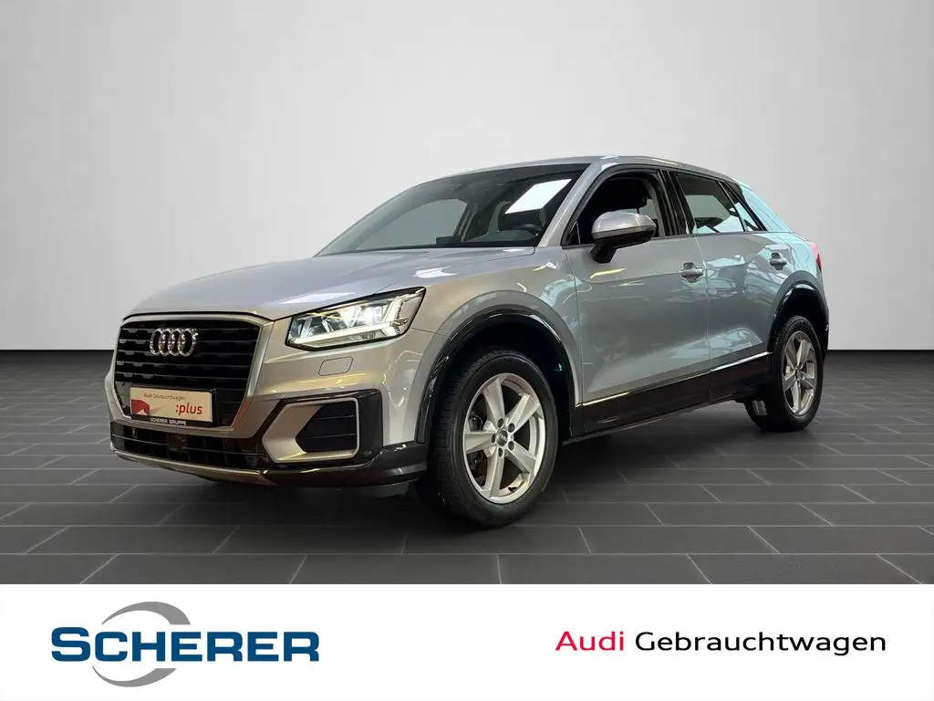 Photo 1 : Audi Q2 2020 Petrol