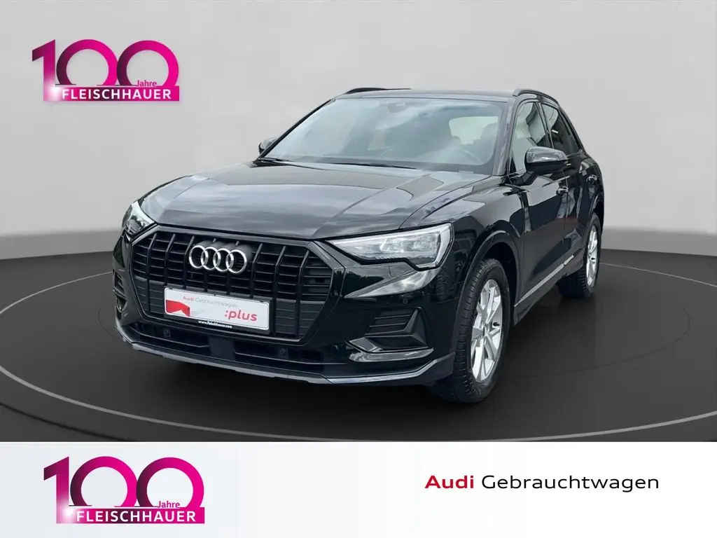 Photo 1 : Audi Q3 2021 Petrol