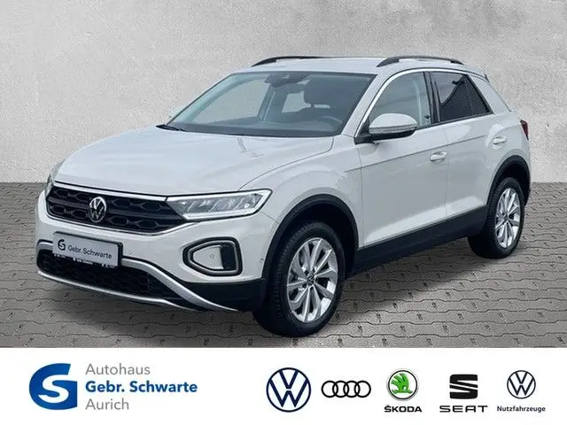 Photo 1 : Volkswagen T-roc 2023 Essence