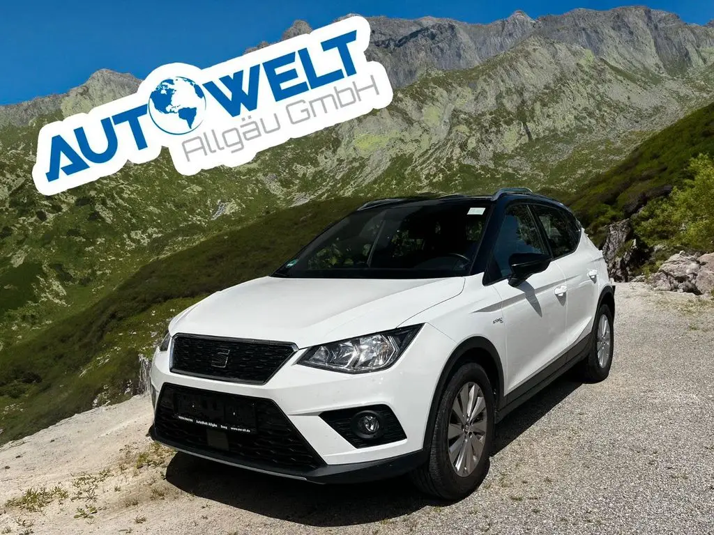 Photo 1 : Seat Arona 2021 Petrol