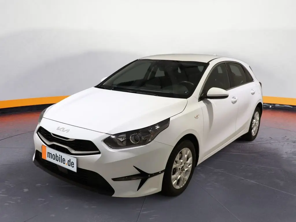 Photo 1 : Kia Ceed 2023 Petrol