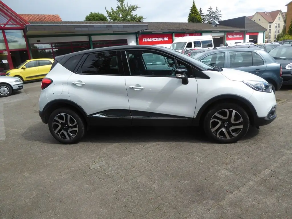 Photo 1 : Renault Captur 2016 Petrol