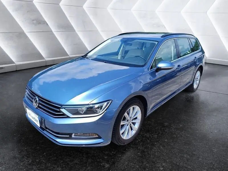 Photo 1 : Volkswagen Passat 2018 Diesel