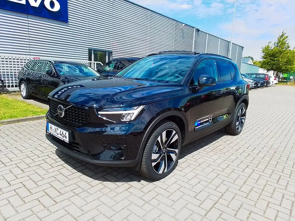 Photo 1 : Volvo Xc40 2024 Petrol