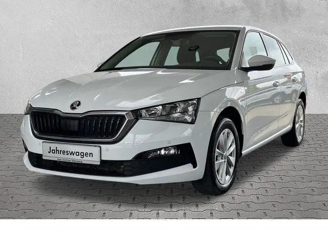 Photo 1 : Skoda Scala 2023 Petrol