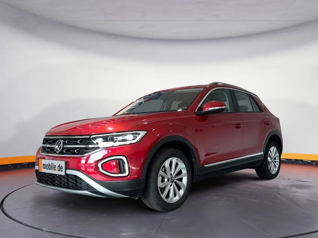 Photo 1 : Volkswagen T-roc 2023 Essence